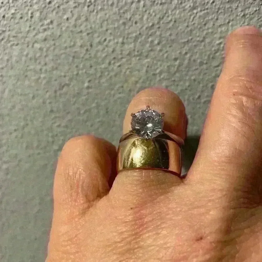 Eterna Moissanite Round Cut Solitaire Ring